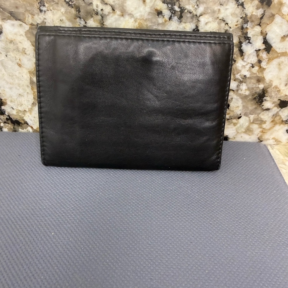 EUC Nina Ricci Lambskin Leather Black Red Bow Trifold Luxury Wallet - Picture 3 of 8